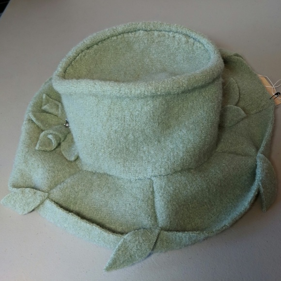 NWT Artisan Wool Hat One Of A Kind Sage Green - Picture 4 of 7